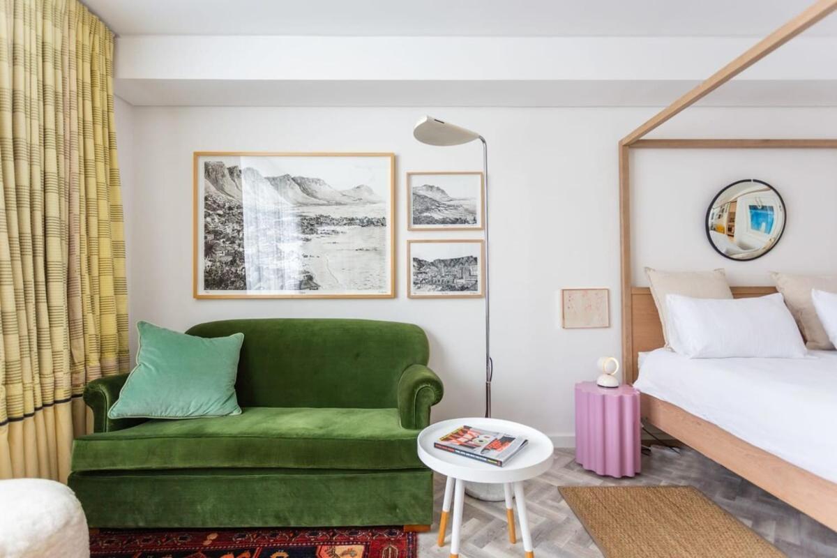 Mid Century Modern Central Upper City Kaapstad Buitenkant foto